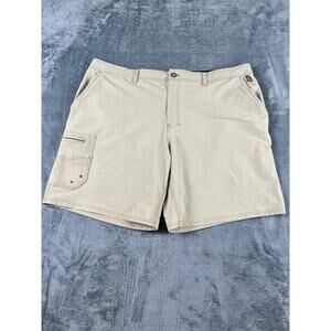 Men’s Realtree Fishing Khaki Cargo Shorts Size 2XL good